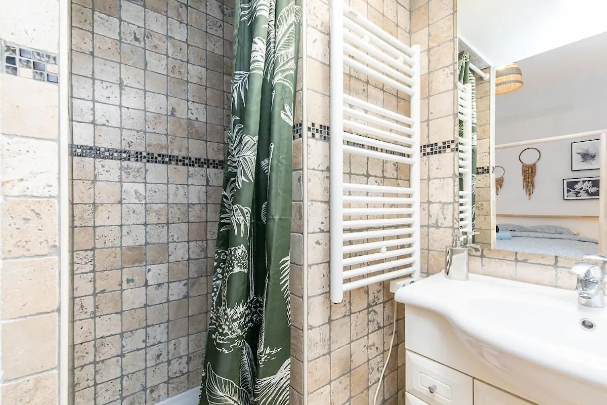 Coeur De Voltaire - Appartement Cosy&Design Paris 0*,